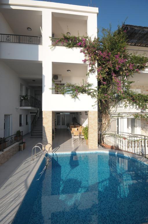 Apartments Leut Sveti Stefan Luaran gambar