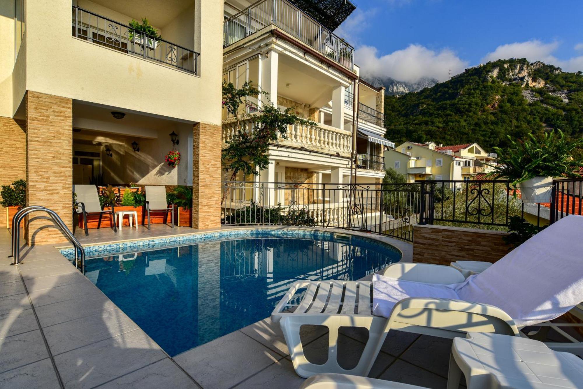 Apartments Leut Sveti Stefan Bilik gambar