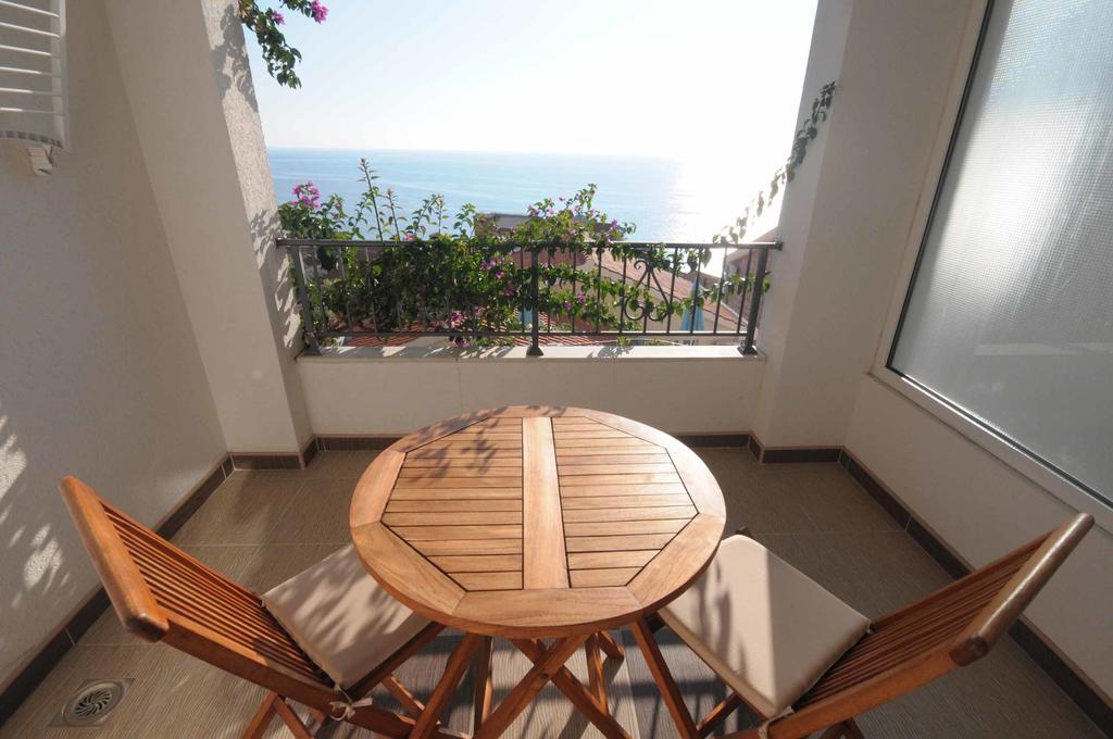 Apartments Leut Sveti Stefan Luaran gambar
