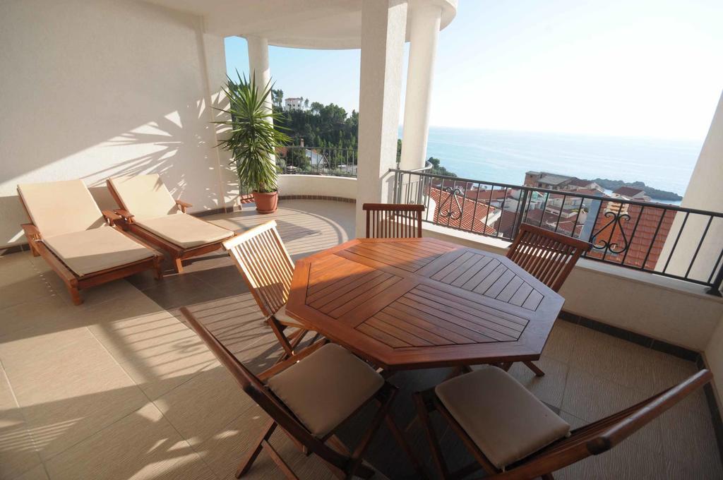 Apartments Leut Sveti Stefan Luaran gambar